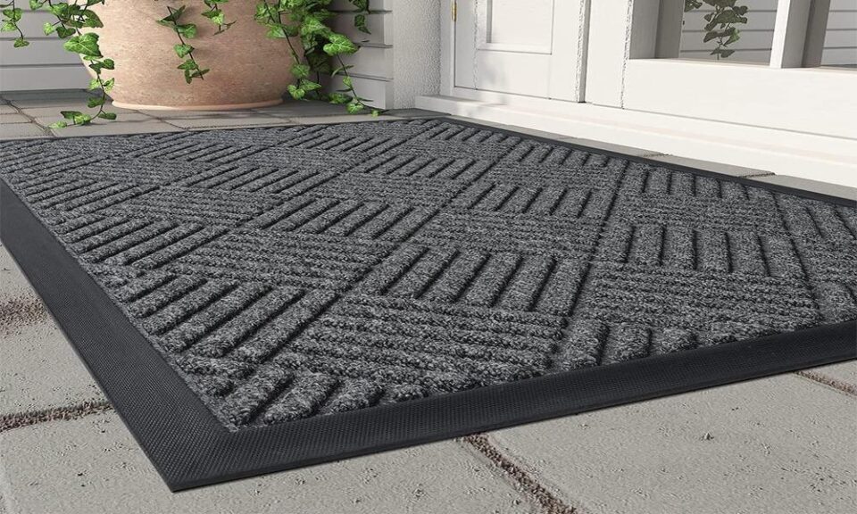 What Makes Rubber Doormats So Durable