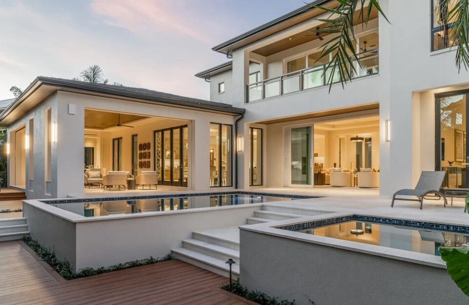 Home's Exterior